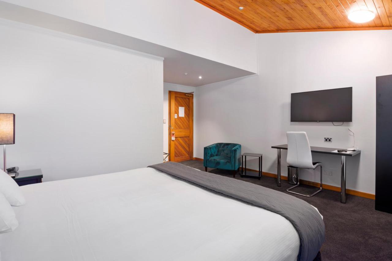 Hotel Riverside Marlborough 4*